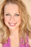 Фото Kerri-Anne Lavin