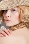 Фото Алексис Хатт