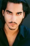 Фото Richard-John Seikaly