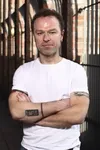 Фото Стивен Эллиот