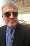 Фото Том Браун