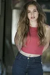 Фото Livya Howard-Yashar