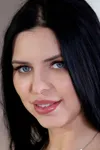 Фото Кира Квин