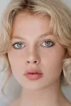 Фото Элла Ньютон