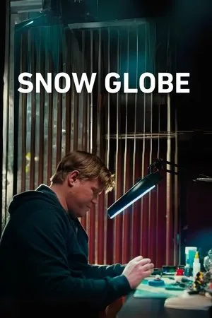 Постер к фильму Snow Globe: A Breaking Bad Short (2020)