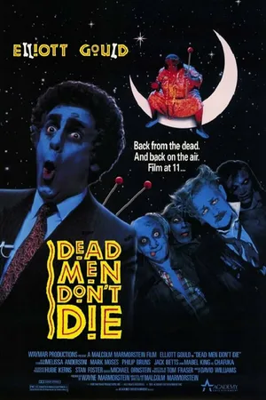 Постер к фильму Мертвые не умирают (1990)