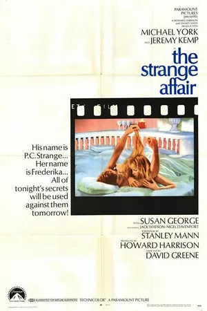 Постер к фильму Странные отношения (1968)
