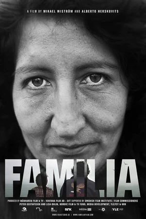 Постер к фильму Семья (2010)