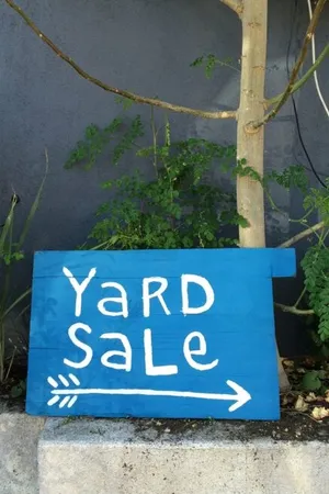 Постер к фильму Yard Sale (2014)