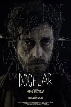 Постер к фильму Doce Lar (2014)