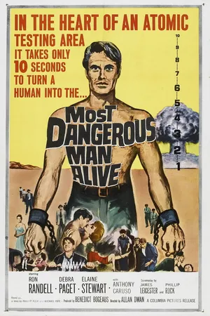 Постер к фильму Самый опасный человек на свете (1961)