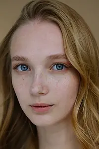 Актриса Алина Вахрамеева — фото персоны