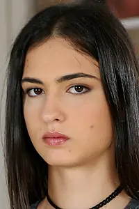 Актриса Charlotte Lapiedra — главное фото персоны