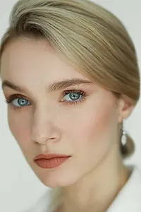 Актриса Диана Ессэй — фото персоны