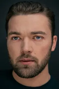 Актёр Эрик Максим Кронда — фото персоны