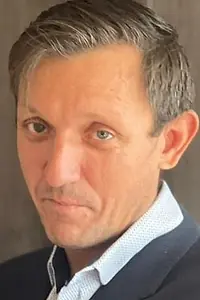 Актёр Иван Толмачёв — фото персоны