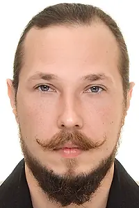Актёр Илья Мищенков — фото персоны
