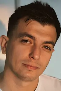 Актёр Антон Бугаев — фото персоны