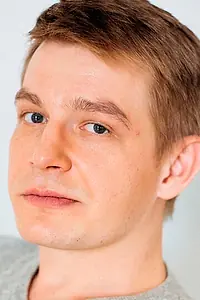 Актёр Артем Лопатин — фото персоны