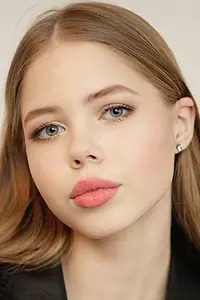 Актриса Василиса Давыдова — главное фото персоны