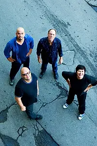 Актёр Pixies — фото персоны
