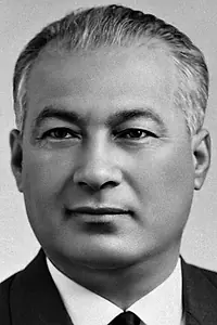 Актёр Шараф Рашидов — фото персоны