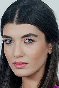 Актриса Аслыхан Гюнер — фото персоны
