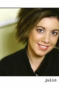 Актриса Julie Tortorici — фото персоны
