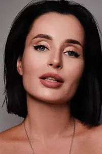 Актриса Поля Полякова — фото персоны