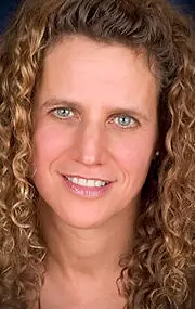 Актриса Луиз Уорнер — фото персоны