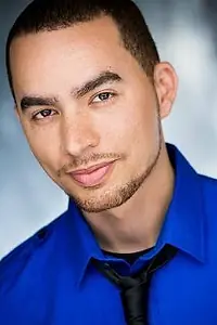 Актёр Кори Йован — фото персоны