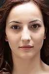 Актриса Бурджу Туна — превью фото персоны