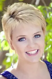 Актриса Бэйли Энн Шеллер — фото персоны