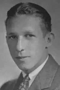 Актёр Роджер Гарис — фото персоны