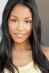 Актриса Tenisha Torres — главное фото персоны