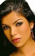 Актриса Suelyn Medeiros — фото персоны