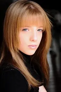 Актриса Celine Lozier — фото персоны