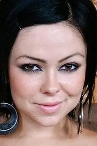 Актриса Джулия Бонд — фото персоны