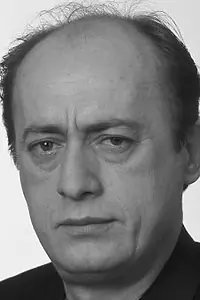 Актёр Этьен Шико — фото персоны