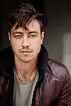 Актёр Luke Mulquiney — превью фото персоны