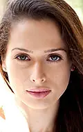 Актриса Амрита Тхапар — фото персоны