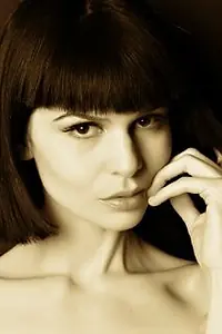 Актриса Алена Казарова — фото персоны