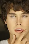 Актёр Адан Альенде — превью фото персоны