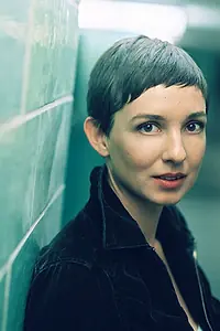 Актриса Karoline Hugler — фото персоны