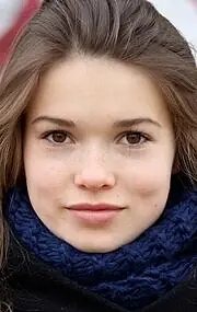 Актриса Зои Мур — фото персоны