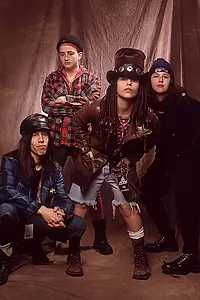 Актриса 4 Non Blondes — фото персоны