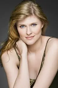 Актриса Emilia Urtnen — фото персоны