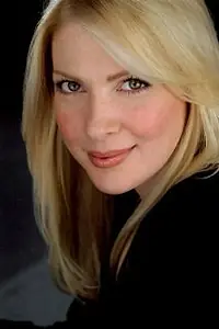 Актриса Julie Leedes — фото персоны
