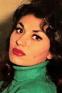 Актриса Айше Нана — фото персоны