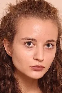 Актриса Полина Лунегова — фото персоны